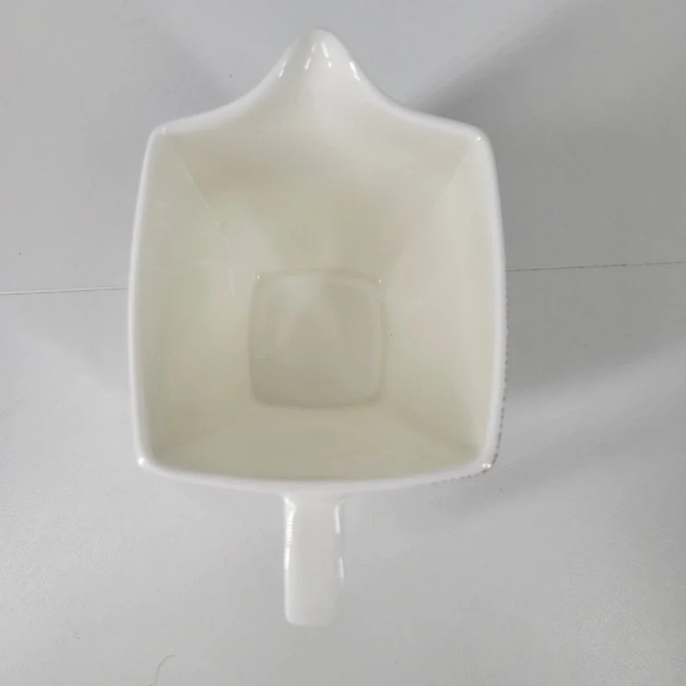 Mikasa Bone China Modern Art AN002 Creamer Pitcher‎ Gold Geometric Design